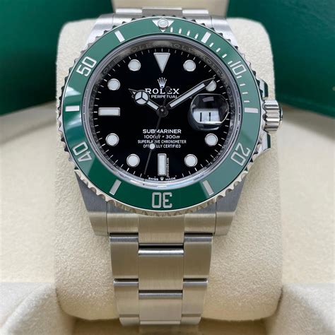 rolex green submariner 2022